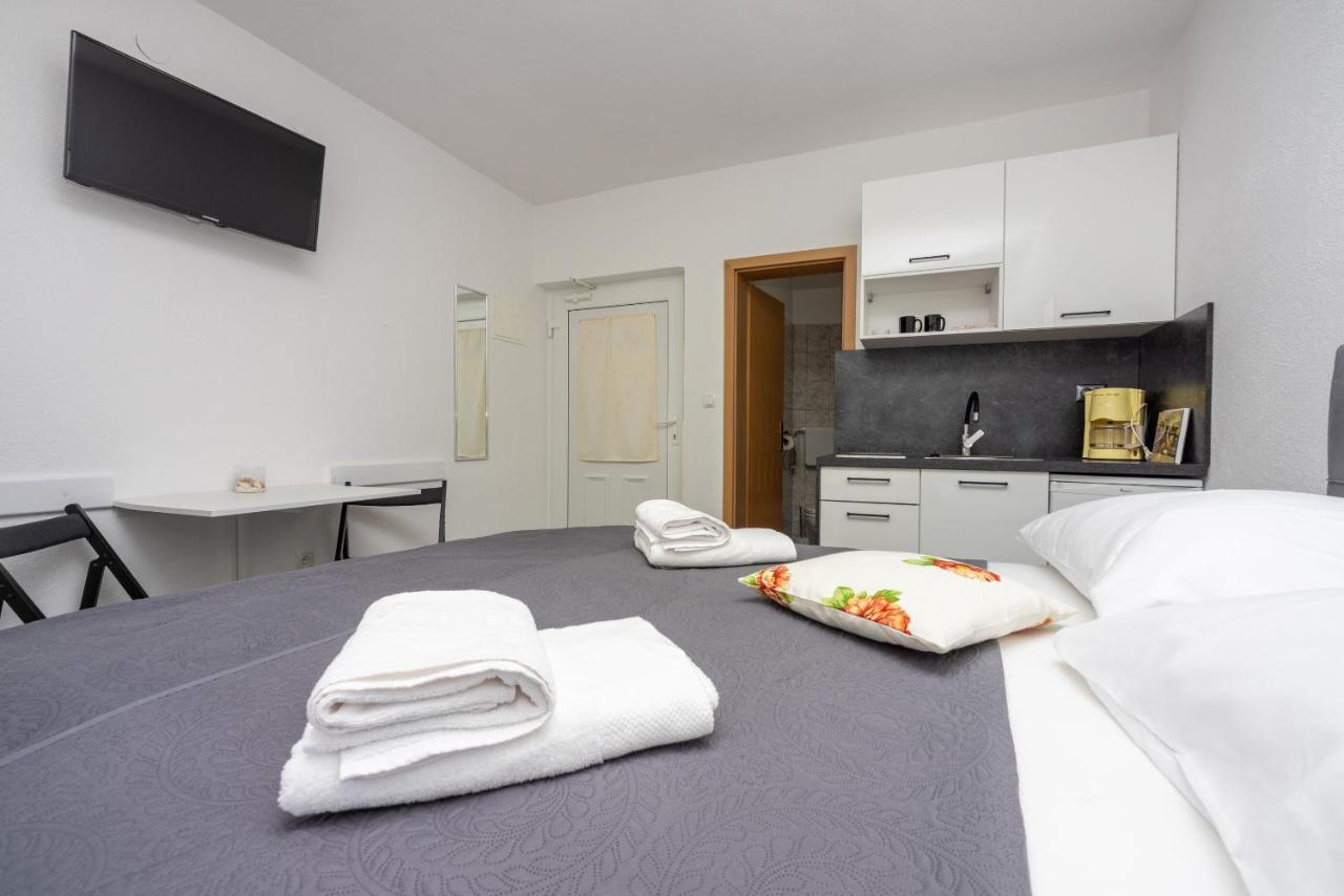 Apartments Porto Dramalj Exterior photo